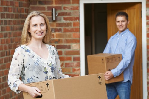 Moving truck service for a Crystal Palace home move