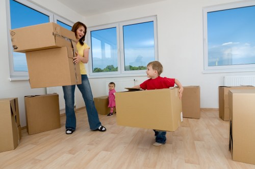 Removal truck hire service for homes and flats in Crystal Palace