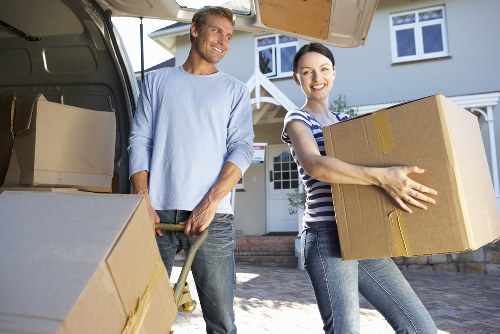 Commercial moving truck service in Crystal Palace